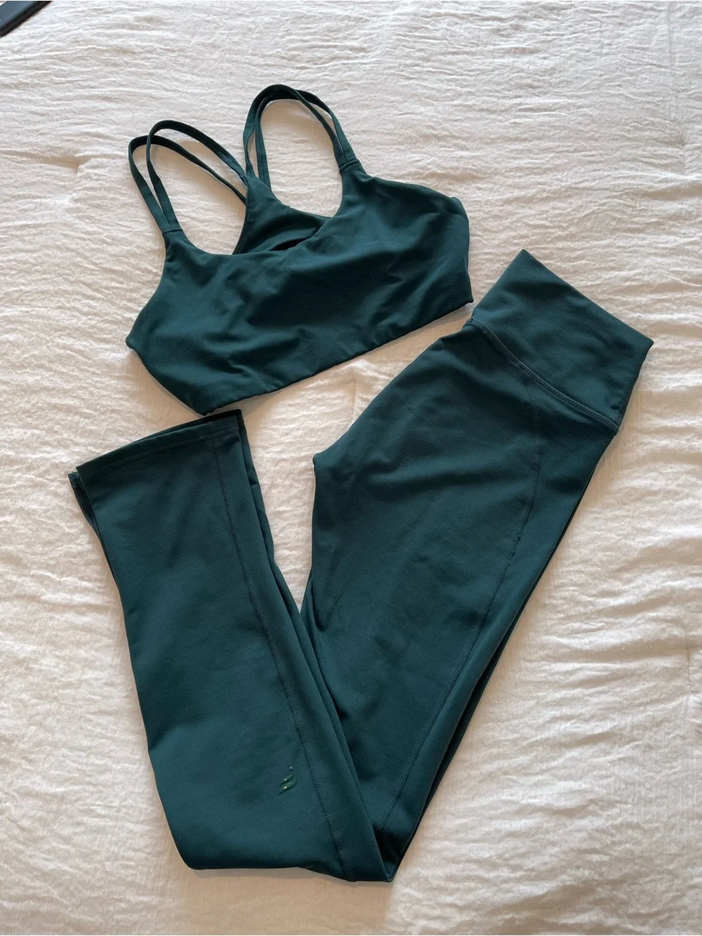 Fabletics Women’s Dark Teal Active Leggings & Sports Bra Set TALL